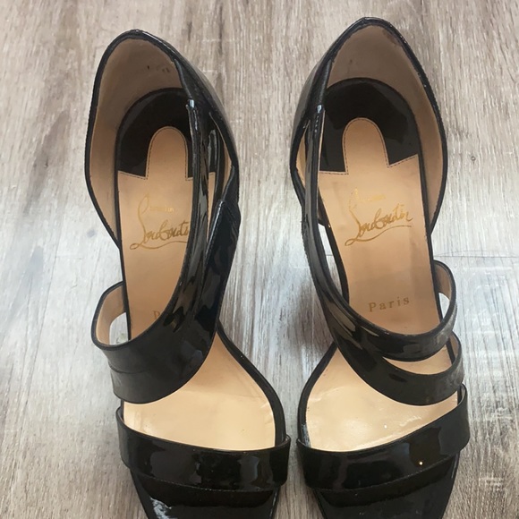 Christian Louboutin heels - Picture 2 of 6